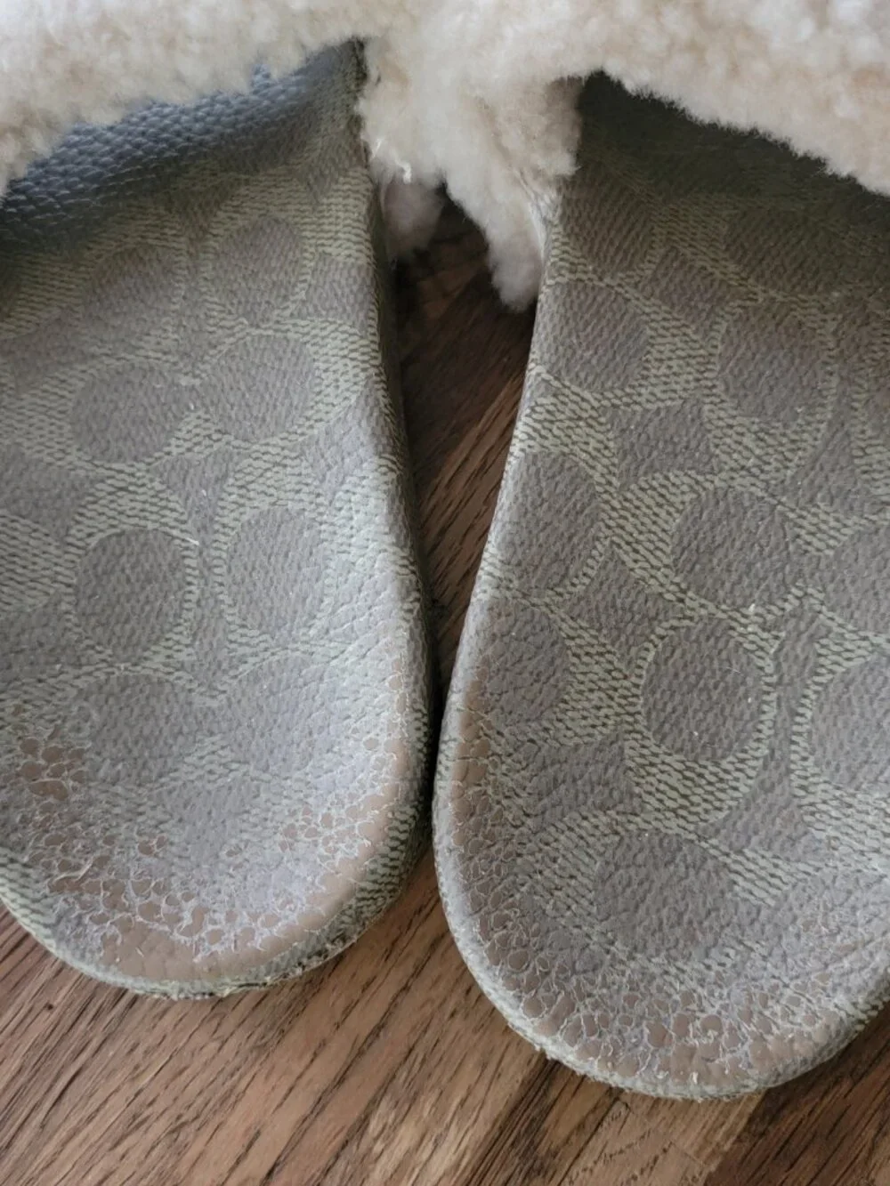 Coach Ulla Slide/Slip On Shoes w Shearling